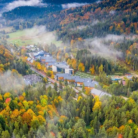 Czarny Potok & Conference Hotel 5*