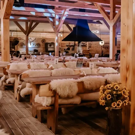 فندق Czarny Potok & Conference 5*