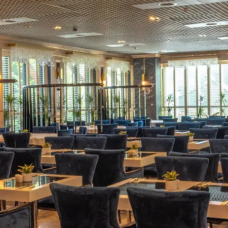 Czarny Potok & Conference クリニツァ・ズドルイ