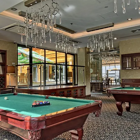 Czarny Potok & Conference ホテル 5*